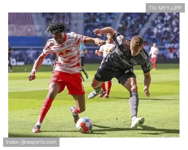 沃尔夫斯堡主场3-1战胜柏林联合，结束连续不胜颓势